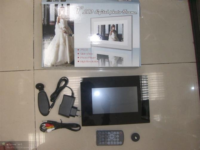 7 LCD Digital Photo Frame