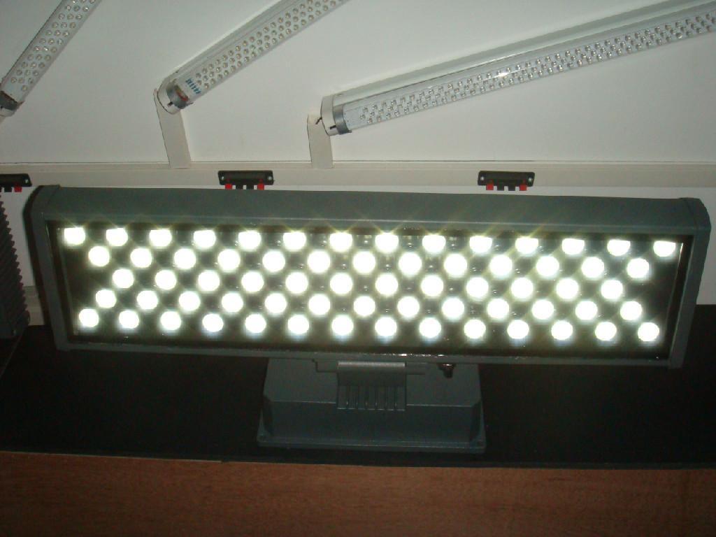 LED floodlight 4