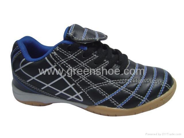 indoor soccer shoes 4