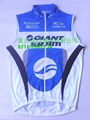 1A giant cycling vest