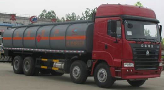 Chemical liquid truck 3