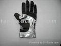 Beauty Care gloves 1