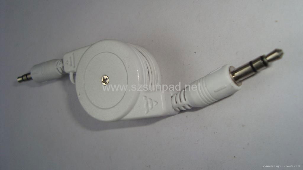 3.5mm PLUG to 3.5mm PLUS Retractable Cable 4