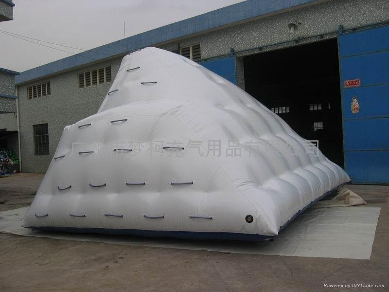 inflatable ice mountain 3