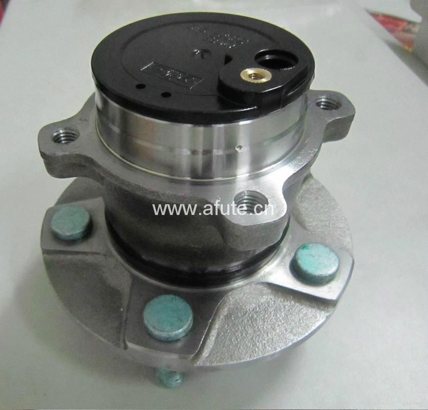 Rear wheel hub bearing 