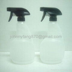 Detergent plastic bottle