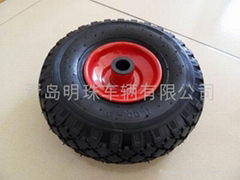 Pneumatic rubber wheel