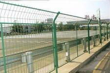 Highway fence 4