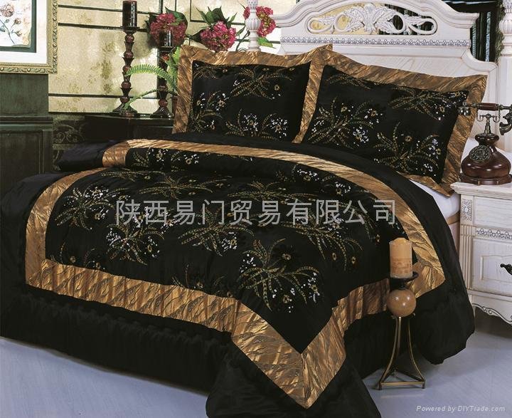 3 Pcs Suede Comforter Set Quilted With Sequins 5
