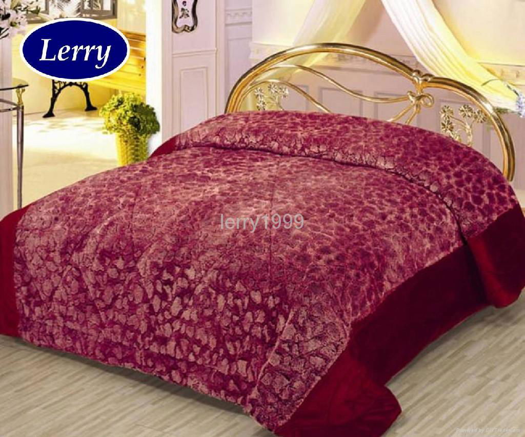 Micro plush comforter 2