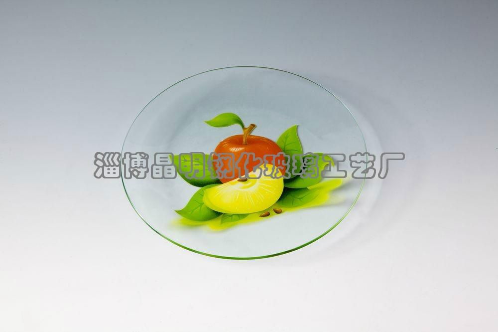 Tempered glass circle plate with stained paper design