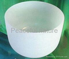 Fused quartz crucible