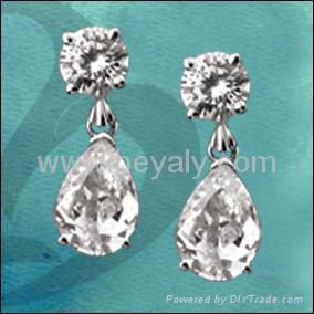 earring; silver earring; fine jewelry 3
