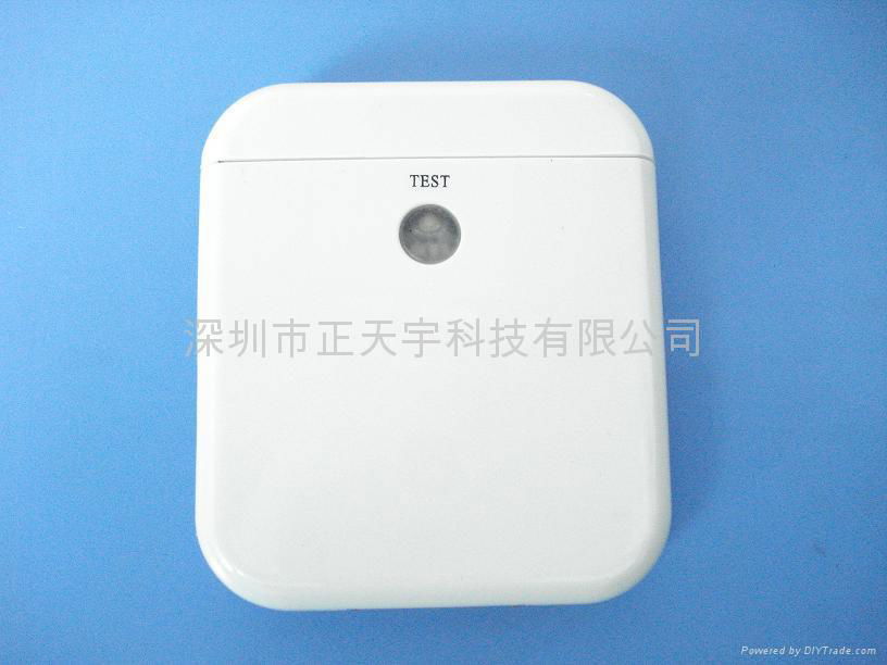 3Gs Iphone備用電源外挂電池 2