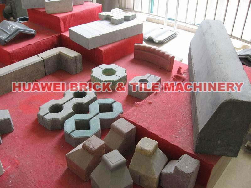 QT6-15 Cement block machine 4