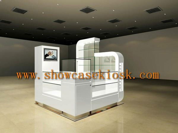 showcase kiosk 2