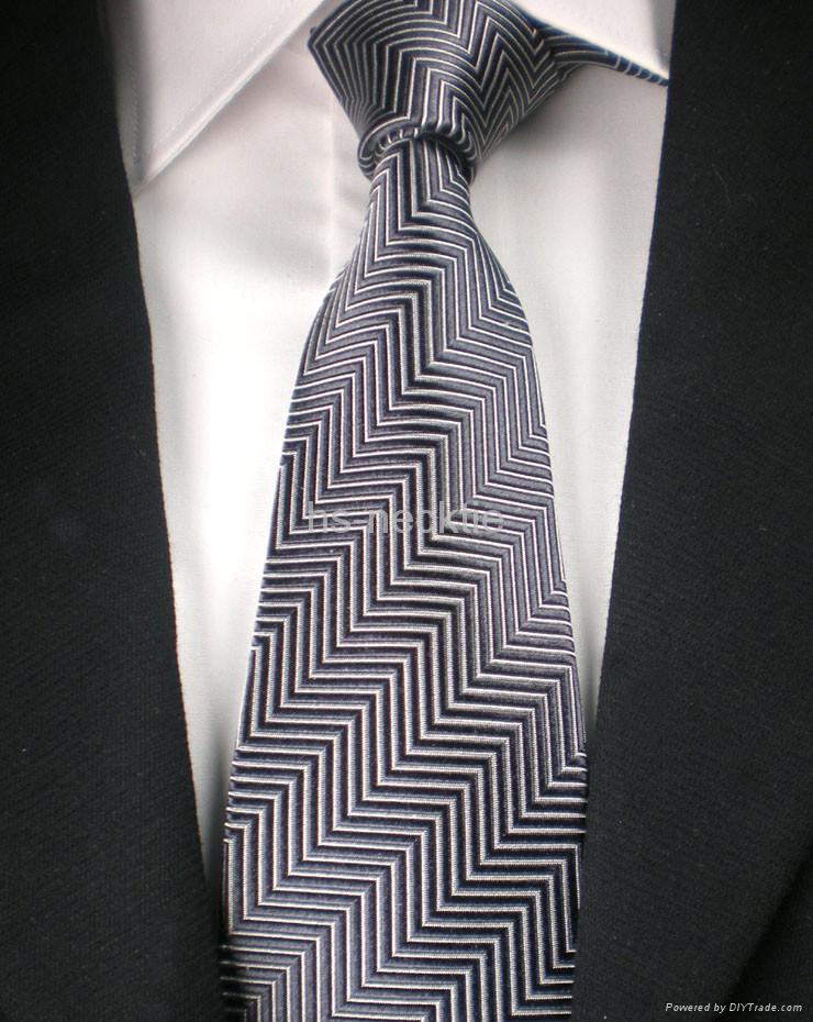 poly necktie 3