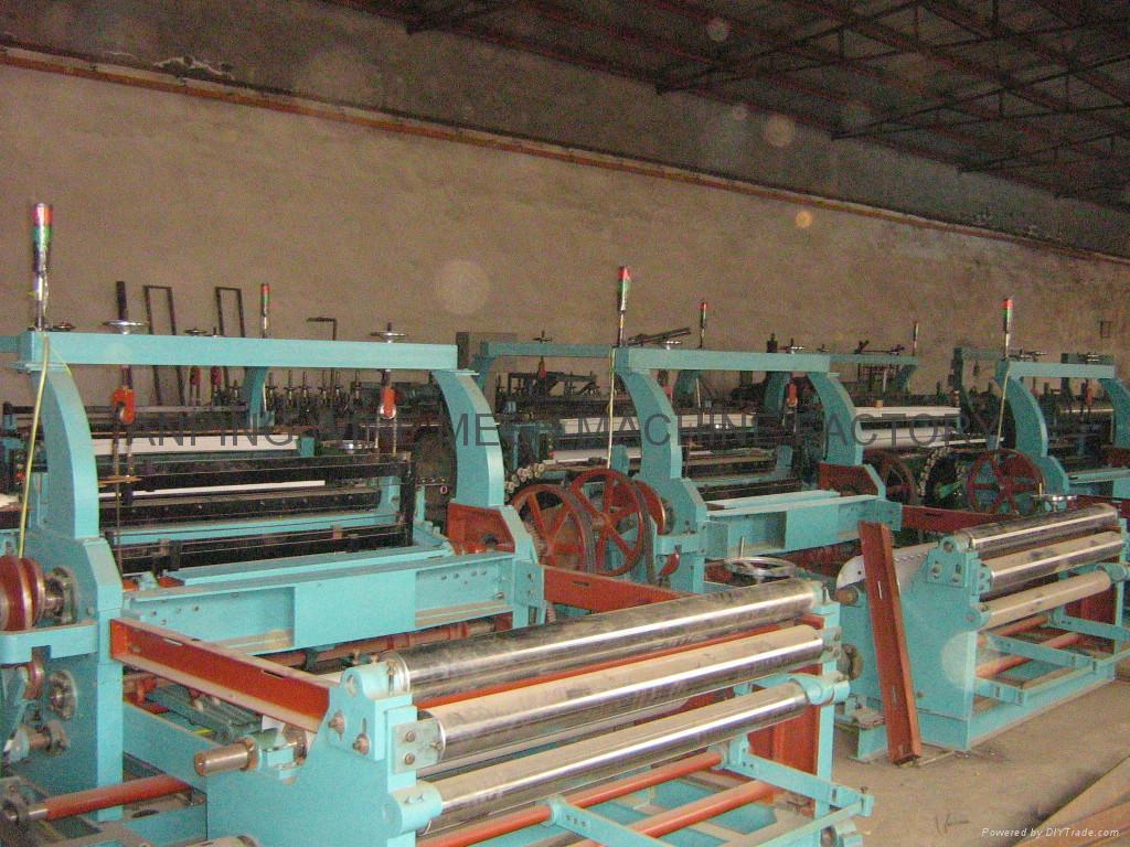 shuttleless weaving machine 2