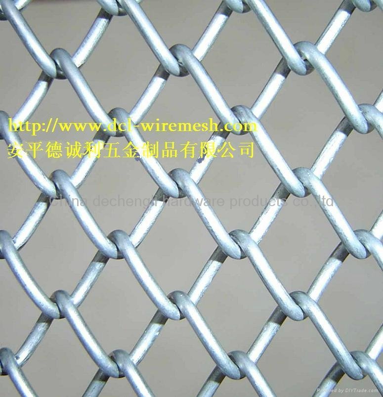 chain link diamond hole sports fence for sale 3