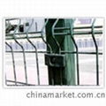 wire mesh fence 2