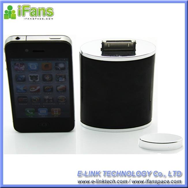 External backup battery for iPhone/iPod 4