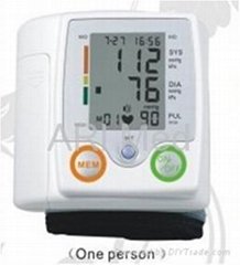 ARI-30A1 Wrist Electronic Blood Pressure Monitor