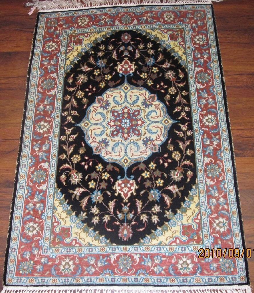 2X3FT hand knotted silk rug 2