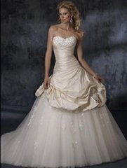 High Quality Bridal Dress (HS-2050)