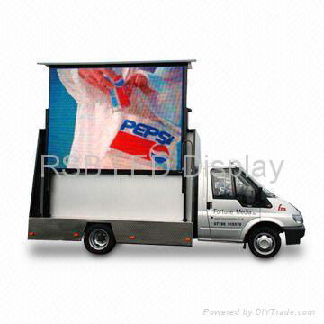 Mobile vehicle LED sign