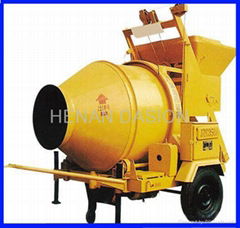 portable concrete mixer