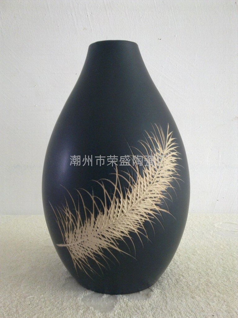 潮州黑釉工藝花瓶羽毛系類