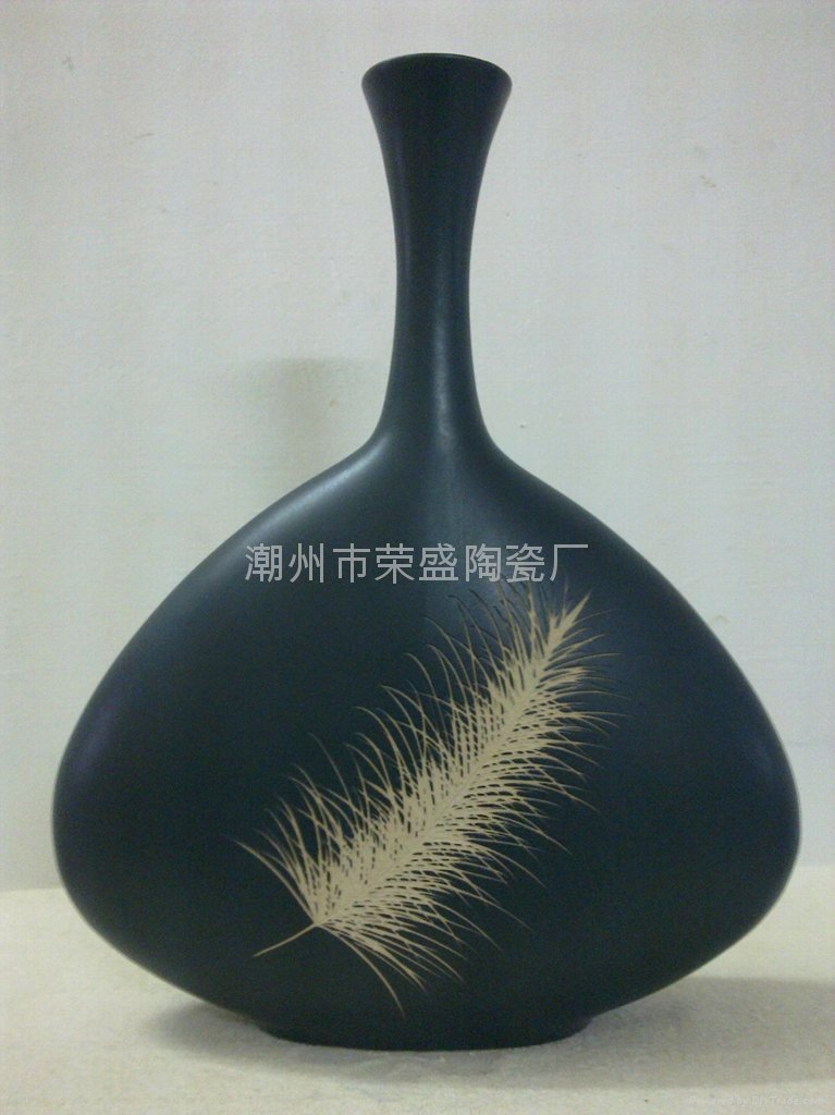 ceramic Chinese VASE 3