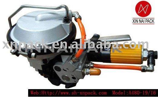 Pneumatic combination steel strapping tool 