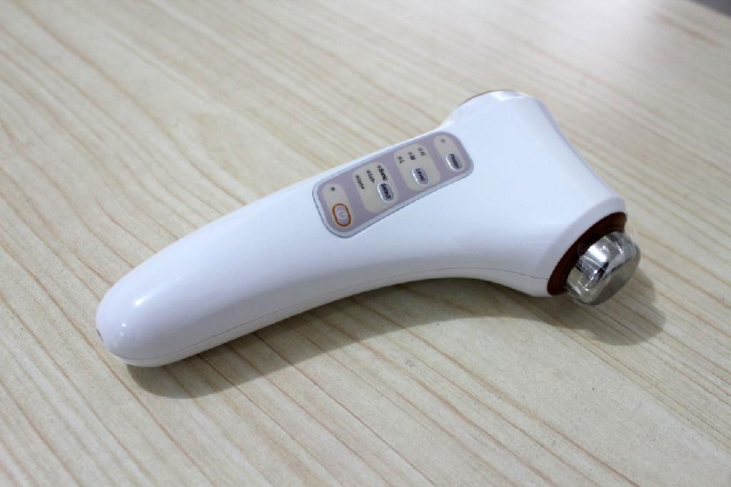 Galvanic-Photon-Ultrasonic Skin Care Device 2