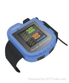 CE FDA Approved Wrist Pulse Oximeter MK50I