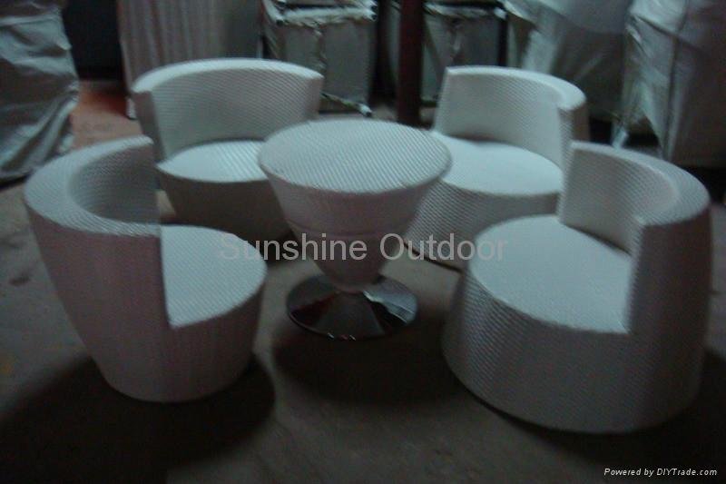 Garden Furniture - Leisure Rattan chair set 2