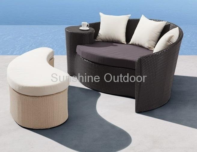 Outdoor funiture - Rattan Lounge Chair/Sun Bed