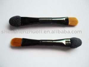 cosmetic  brush 2
