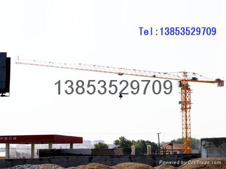 flat-top tower crane