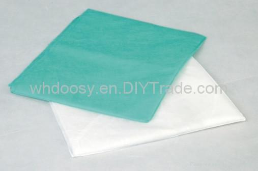 Nonwoven bed sheet 2