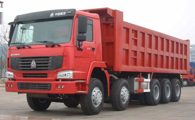 SINOTRUK HOWO 10*6 TIPPER