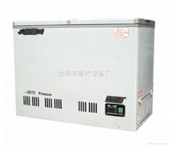 Low temperature freezer