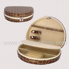 faux leather jewelry box/ travel jewelry case