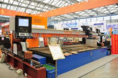 Plasma cutting machine