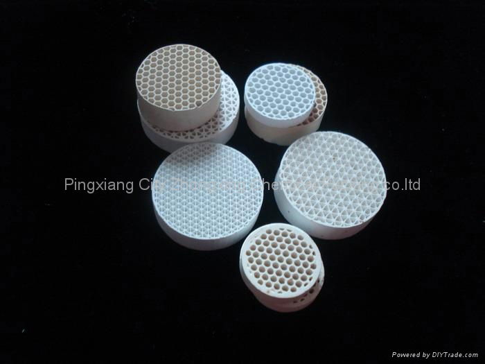 Ceramic honeycomb heat accumulator 5