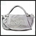 PU fashion handbag in white  2