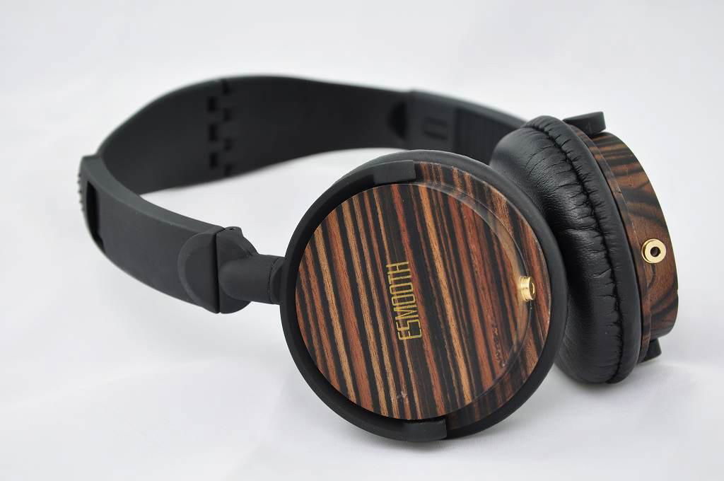 Wood headphone