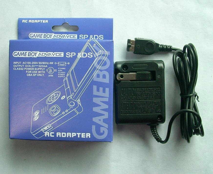 NDS AC ADAPTER 4