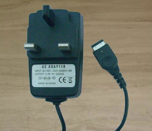 NDS AC ADAPTER 5