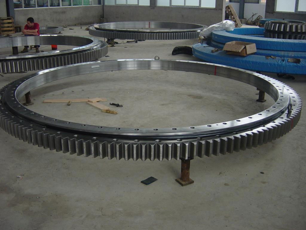 three row cylindrical roller slewing bearing